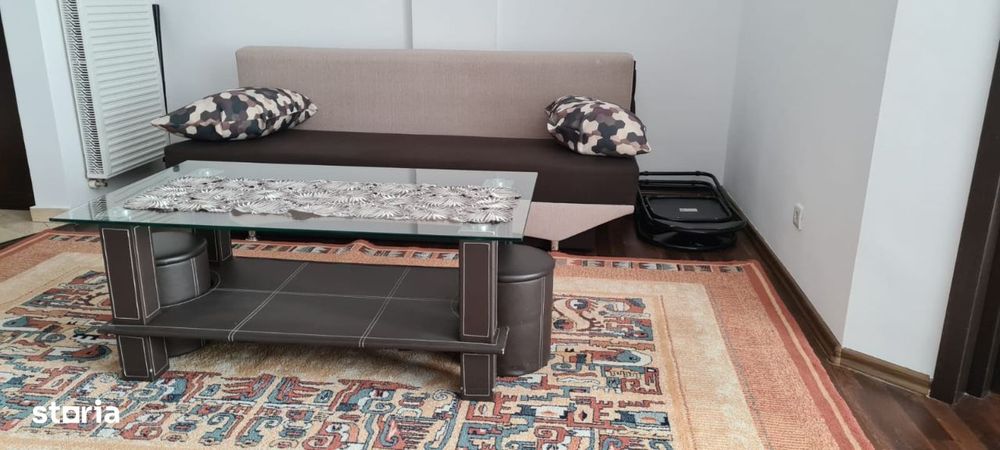 Apartament 2 camere, et.3, zona Calea Moldovei