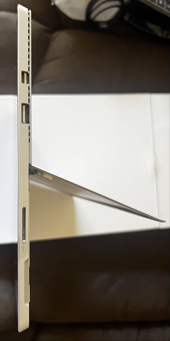 Microsoft Surface Pro 4 С ПРОБЛЕМИ