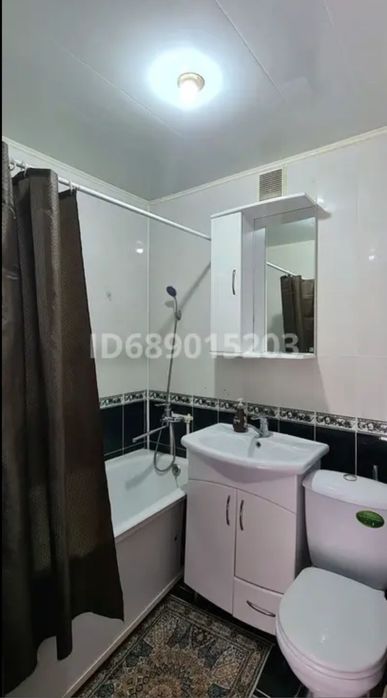 Сдается 1к.кв. 8мкр. посуточно и почасам.