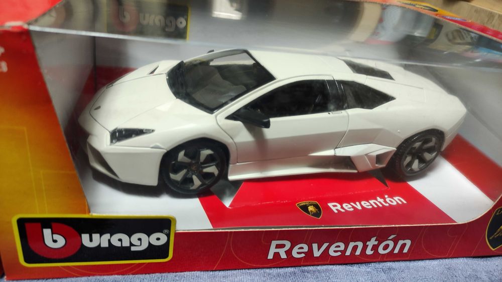 Модели авто в масштабе 1:18