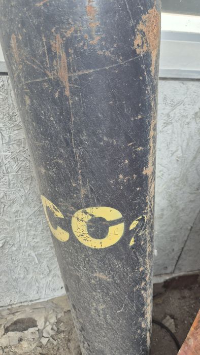 Продам балон со² заправленный