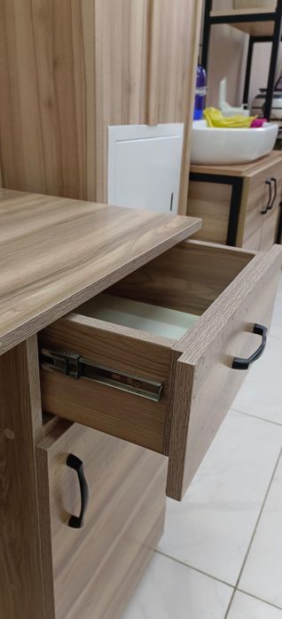 Столы в хорошем состоянии