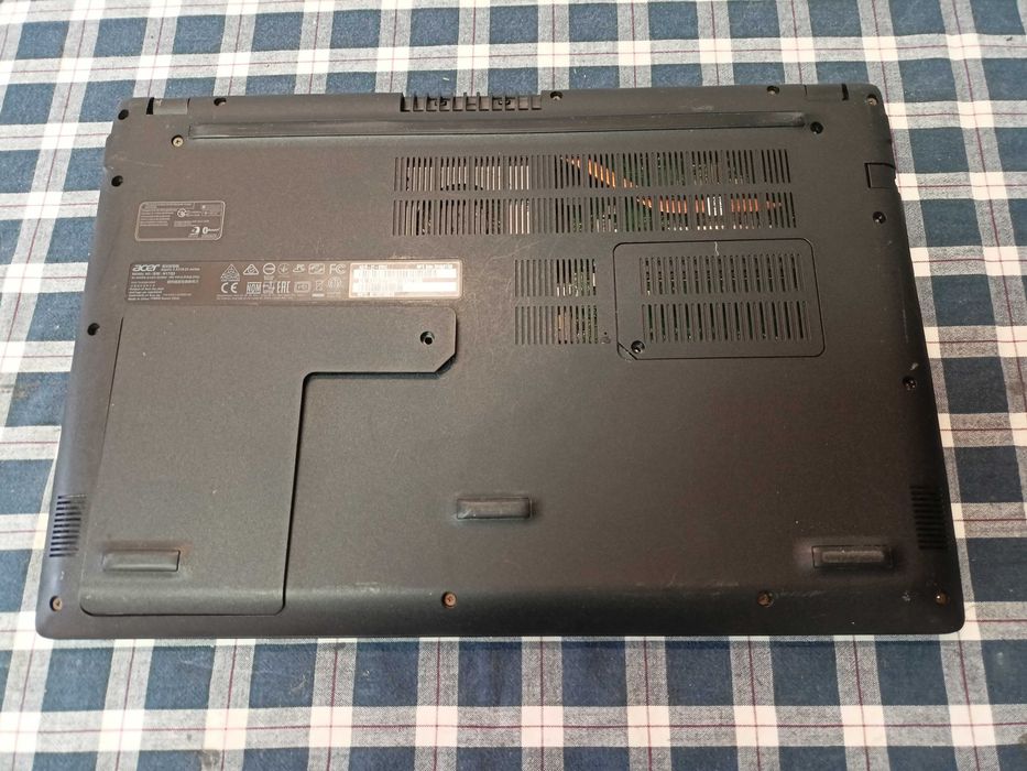 Elemente Acer Aspire A315-21 A315-31 A315-32 A315-51 A315-52