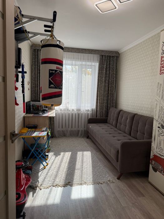 Продается квартира 3 комнатная