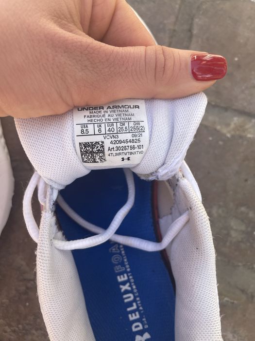 Маратонки Under Armour Charged Rogue 3