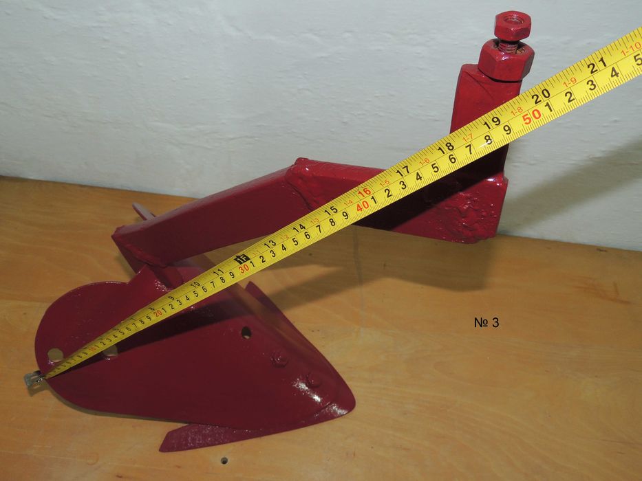 Браздир /лястовица/ с 2 отвора за култиватор. Менгеме.  Количка