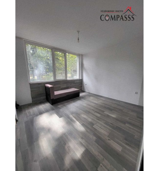 Продава се Тристаен апартамент в Добрич, Център - 83 кв.м за 1076 €/кв.м - Снимка #7