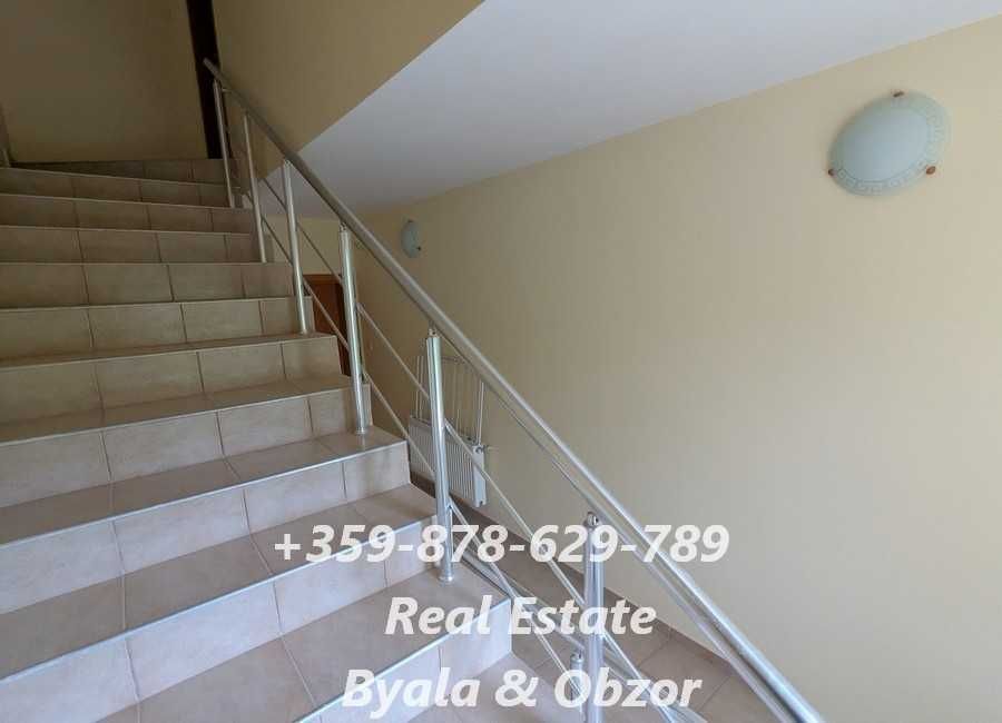 Продава се Едностаен апартамент в Бяла - 54 кв.м за 926 €/кв.м - Снимка #2