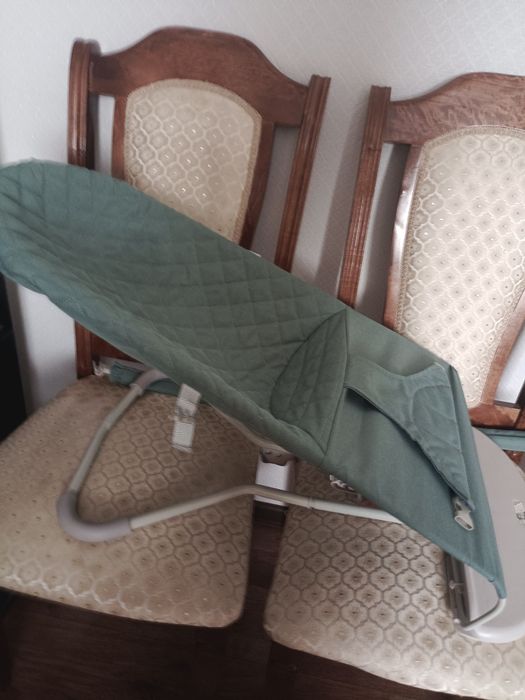 Шезлонг в хорошем состоянии