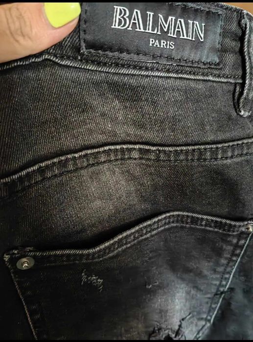 Лот оригинални  Balmain тениска и дънки.