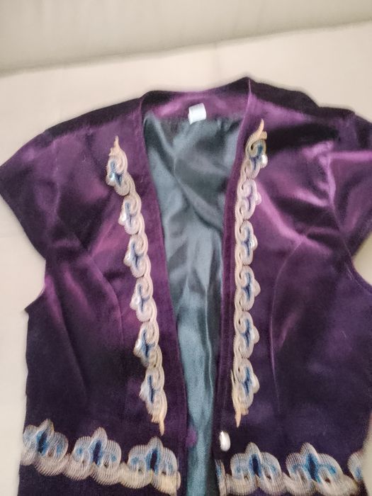 Кажекей бешпет сатылпды