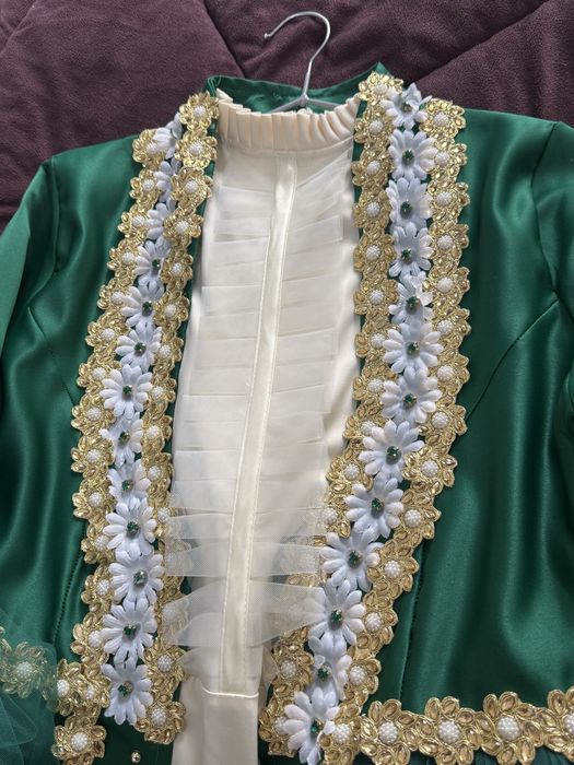 Ансамбль + Фата + ойок кийими + ободок ( хаммаси ичида )