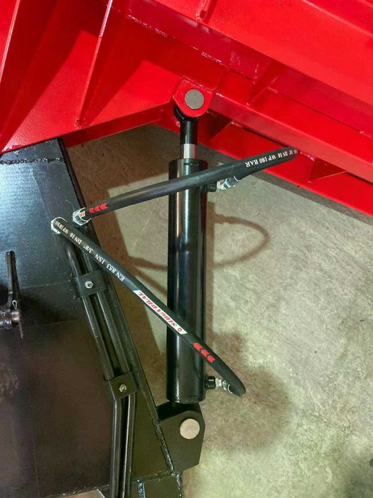 Отвал переворотный гидро в Астане