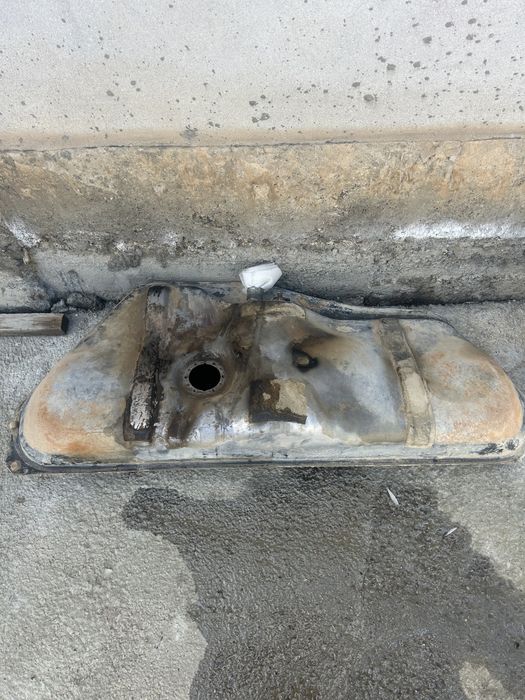 Бензобак  от некси 1