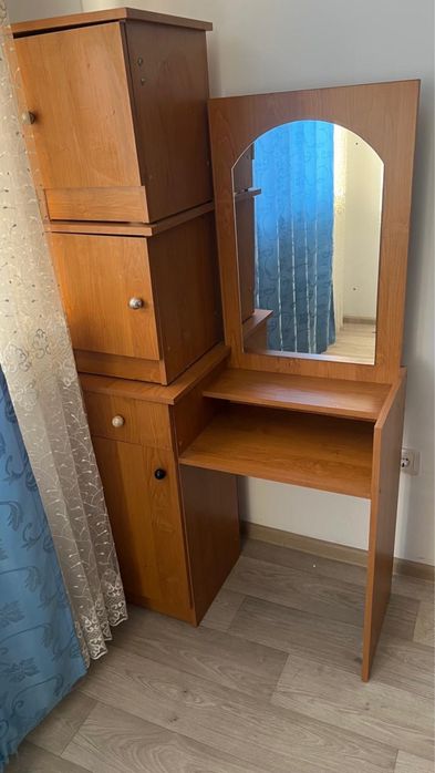 Продам спальный гарнитур