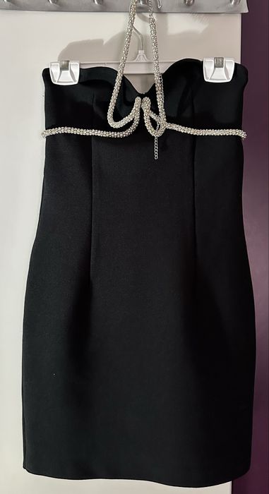 Черна бандажна рокля