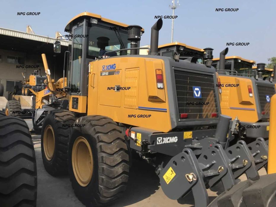 Грейдер XCMG  GR165