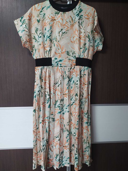 Дамски рокли, като нови