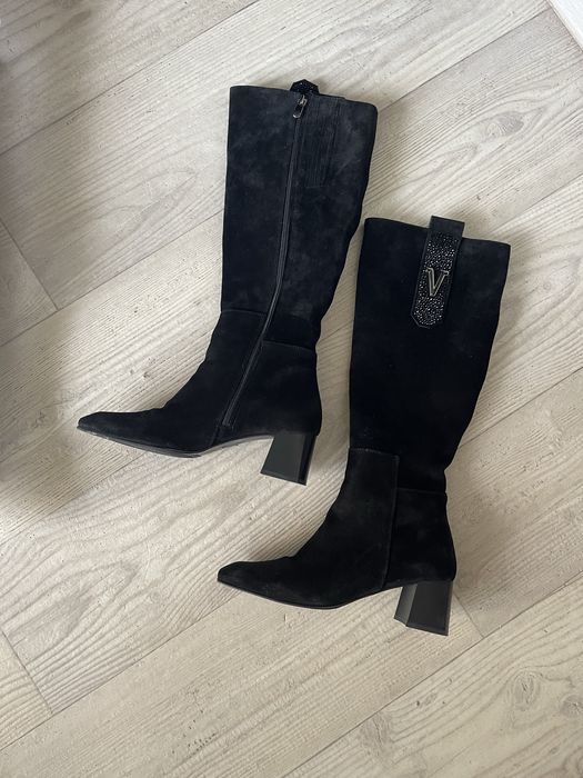 Дамски ботуши на ток