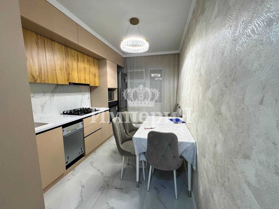 Продам 2 ком кв Даулет Империя!