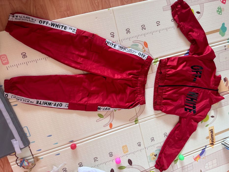 Спортен комплект off white