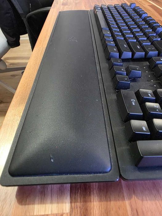 Tastatura Gaming Razer BlackWidow V3 Tastatura Mecanica(RGB+ Wrist Rest)