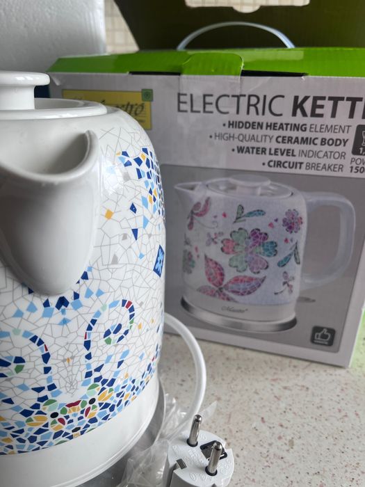 Fierbator electric ceramic nou