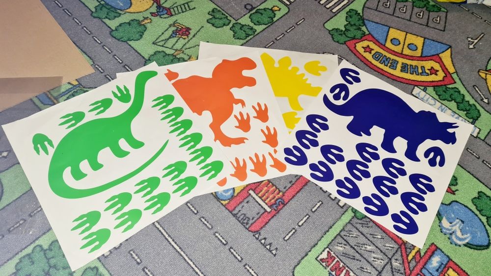 Autocolante perete/mobilier/ cu model dinozauri