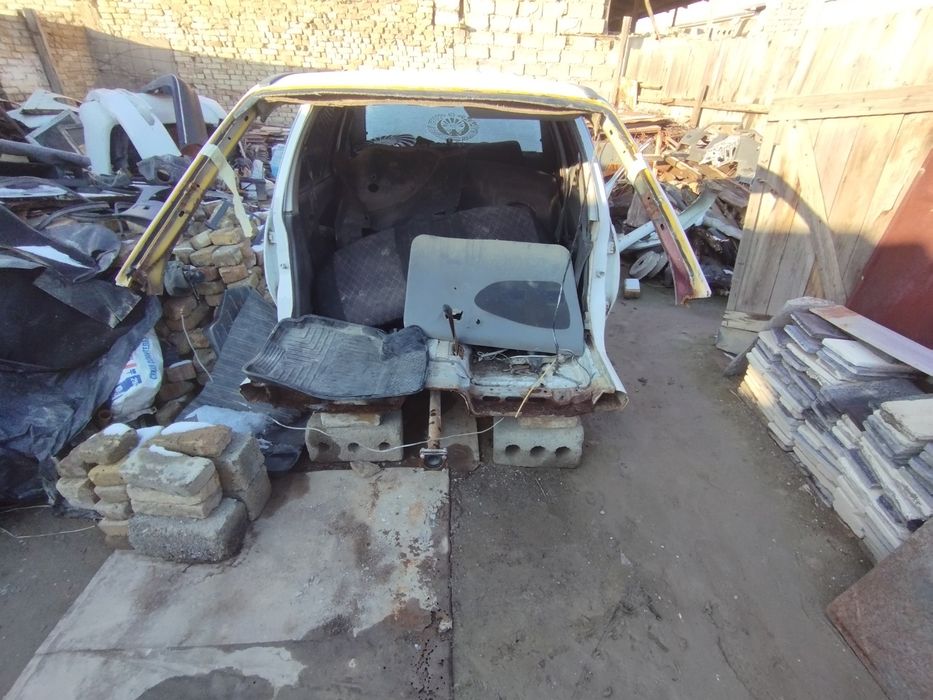 Nexia 1 zapchaslari bor