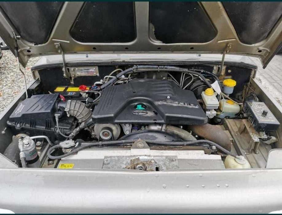 VAND Camioneta Mahindra 4x4 greu 2.5 tdi 10/2013