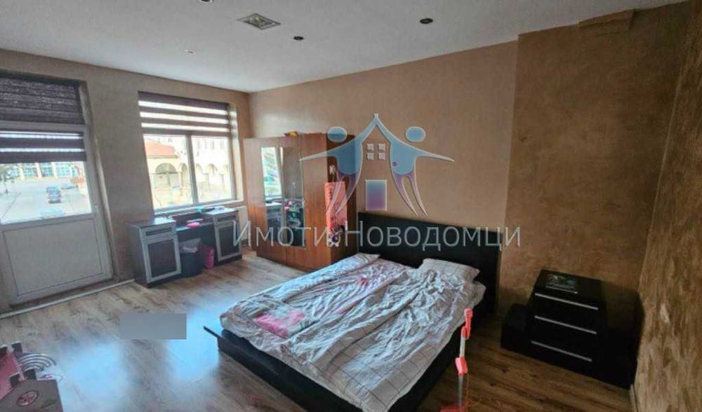 Етаж от къща, Шумен, Център