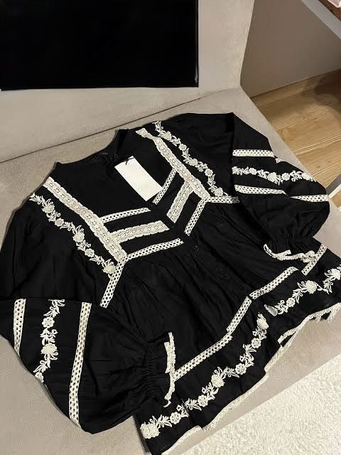 женская блузка ZARA