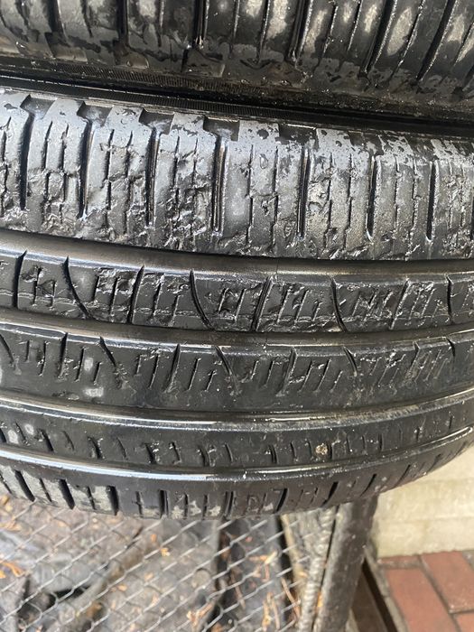 Шины б/у 235/60 r18