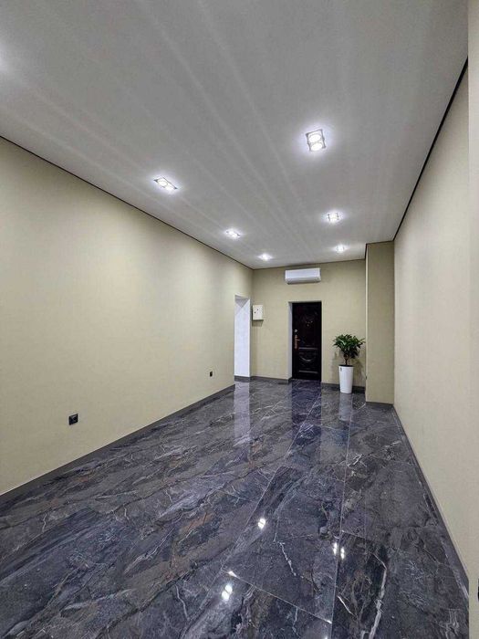 Нежилое пом . Шота Руставели  75 квм