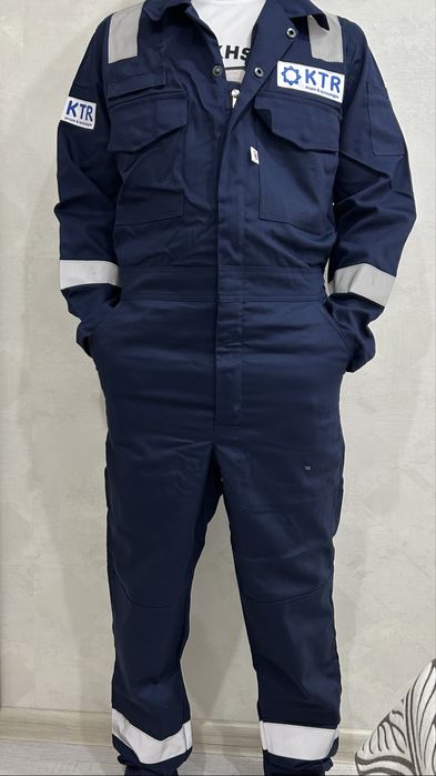 Продам спец комбезы