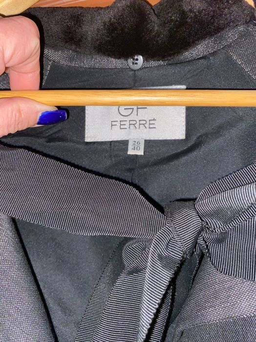 Сако шалте Ferre