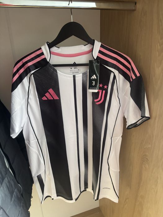 Man City/Juventus/Bayern Munchen home shirt 25/26