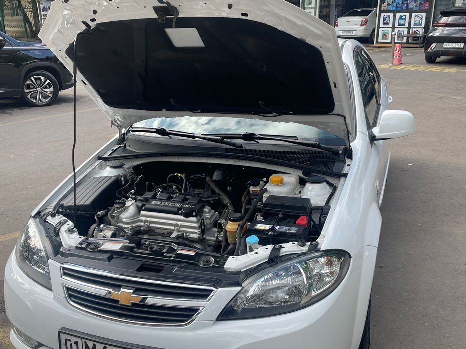 Chevrolet Lacetti 1- pozitsiya, yevro