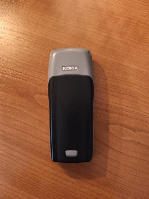 Telefon Nokia 1100