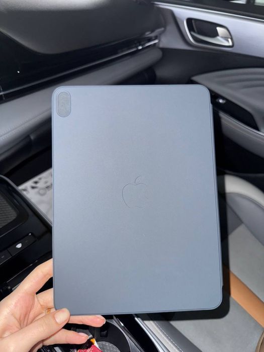 Cover for ipad 11 inc M2