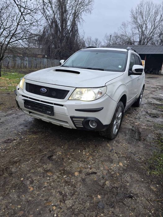 Subaru Forester 2.0D 2010g на части само