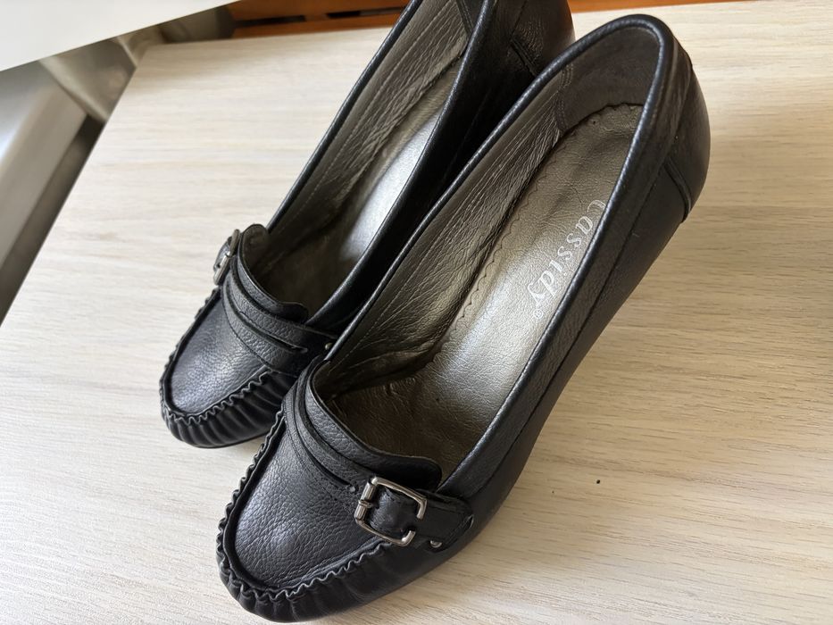 Продам туфли 37 размер