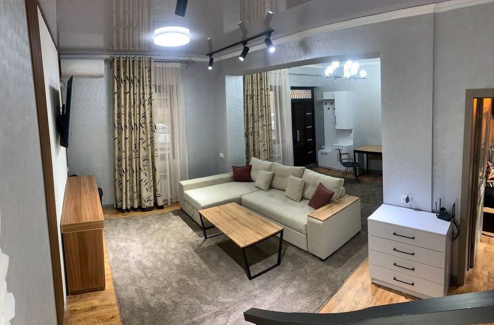 Продается коттеджный дом 4 комнаты, ор-р: Азербайджанский центр, 100м²