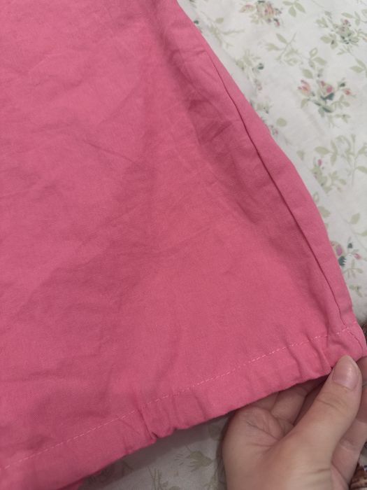 Розовая рубашка////