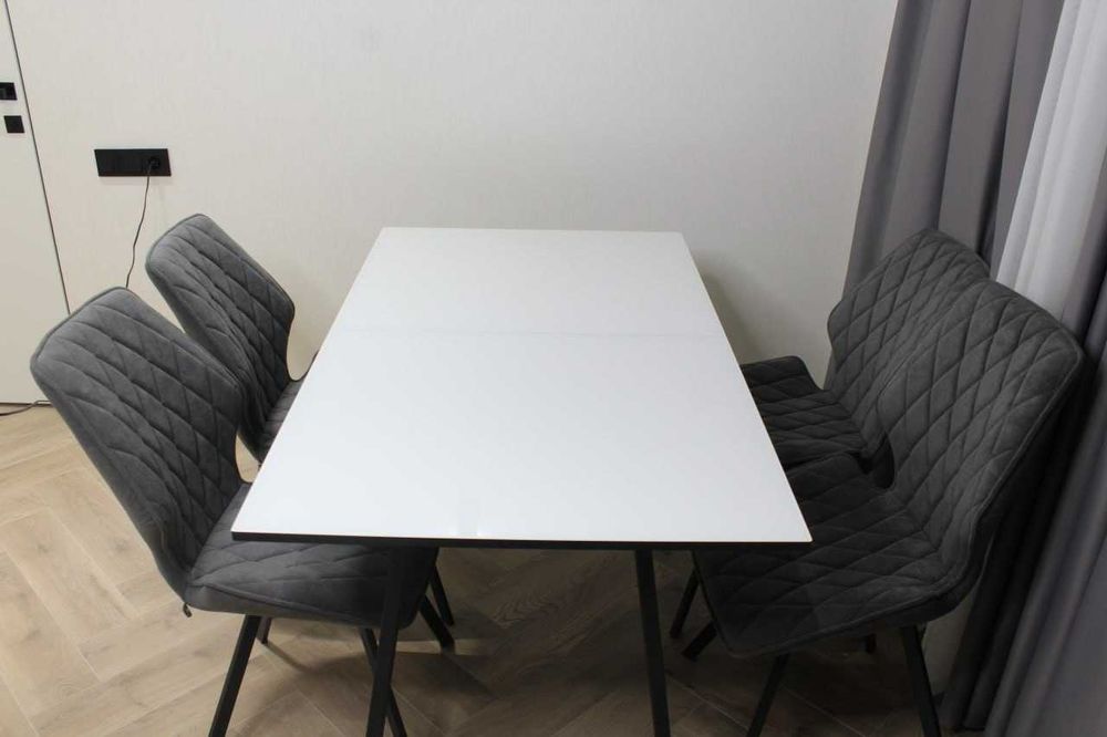 продается 3 комнатных квартира