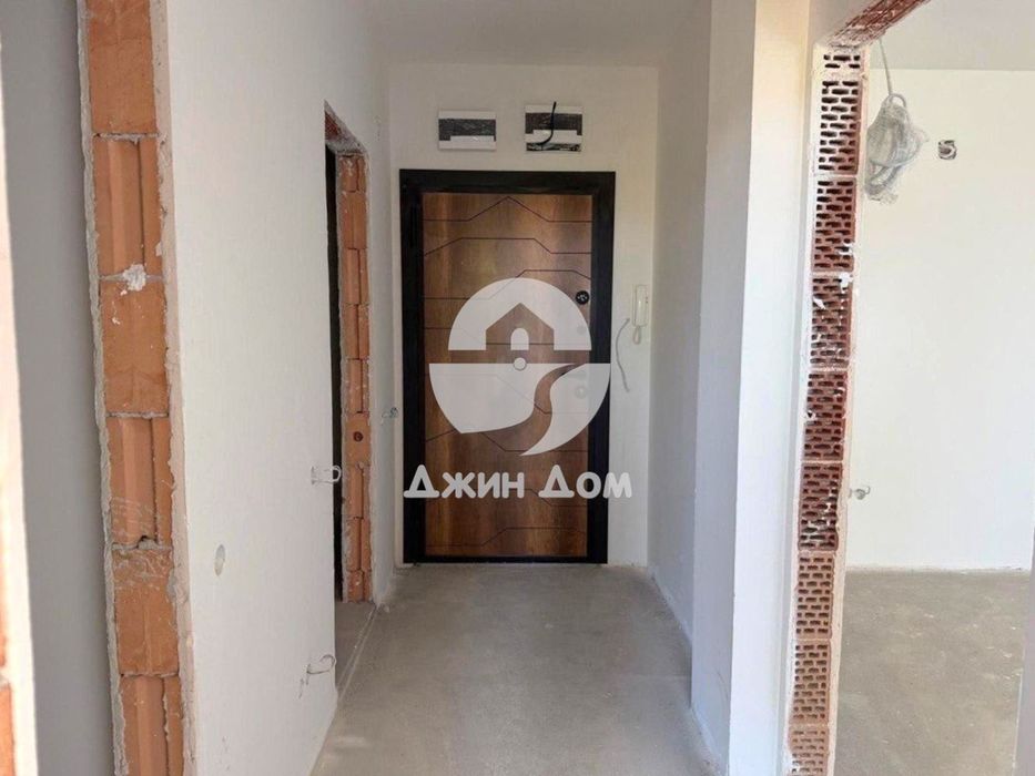 Двустаен апартамент с ПАРКОМЯСТО в кв. Сарафово, гр. Бургас