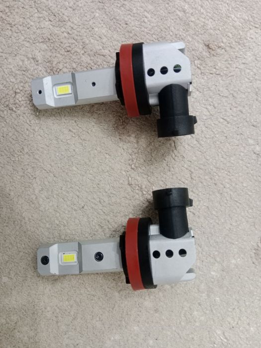 LED лампочка на авто