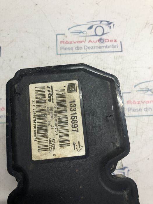 pompa abs opel insignia a 2011