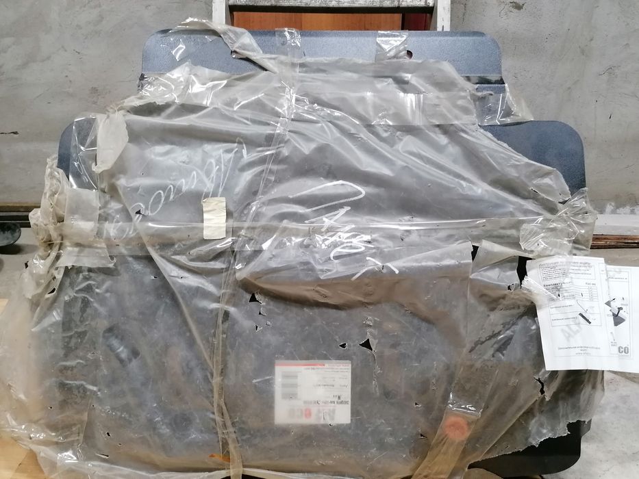 Продам защиту двигателя на мерседес 124