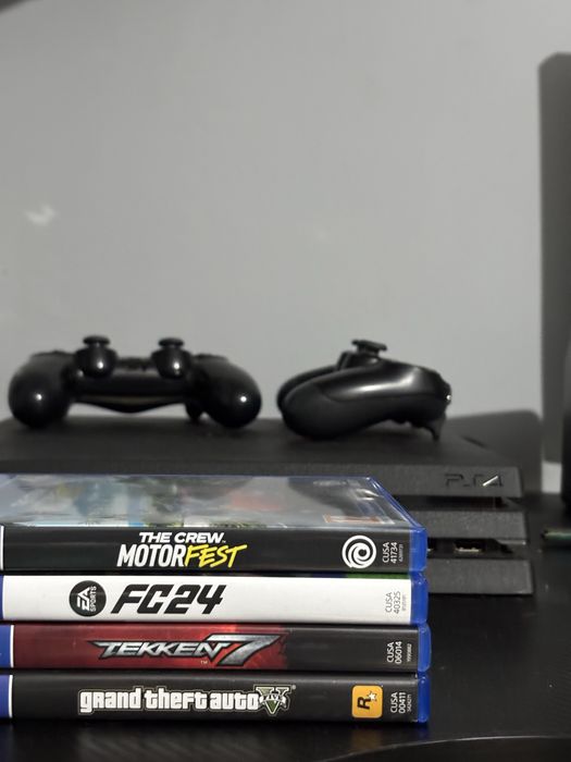 Play station 4 pro 2 контролера